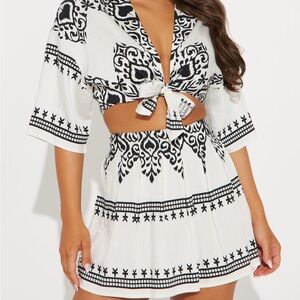 Fashion Nova The Christina Linen Skirt Set White/Black Tie Front Mini Skirt 3X